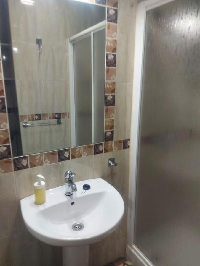 Apartamento 1 Dormitorio. Jesus Gran Poder 4. Plaza De La Gavidia Siviglia Esterno foto